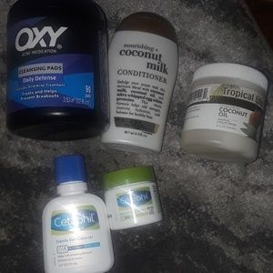 Skin/ hair care traveling size